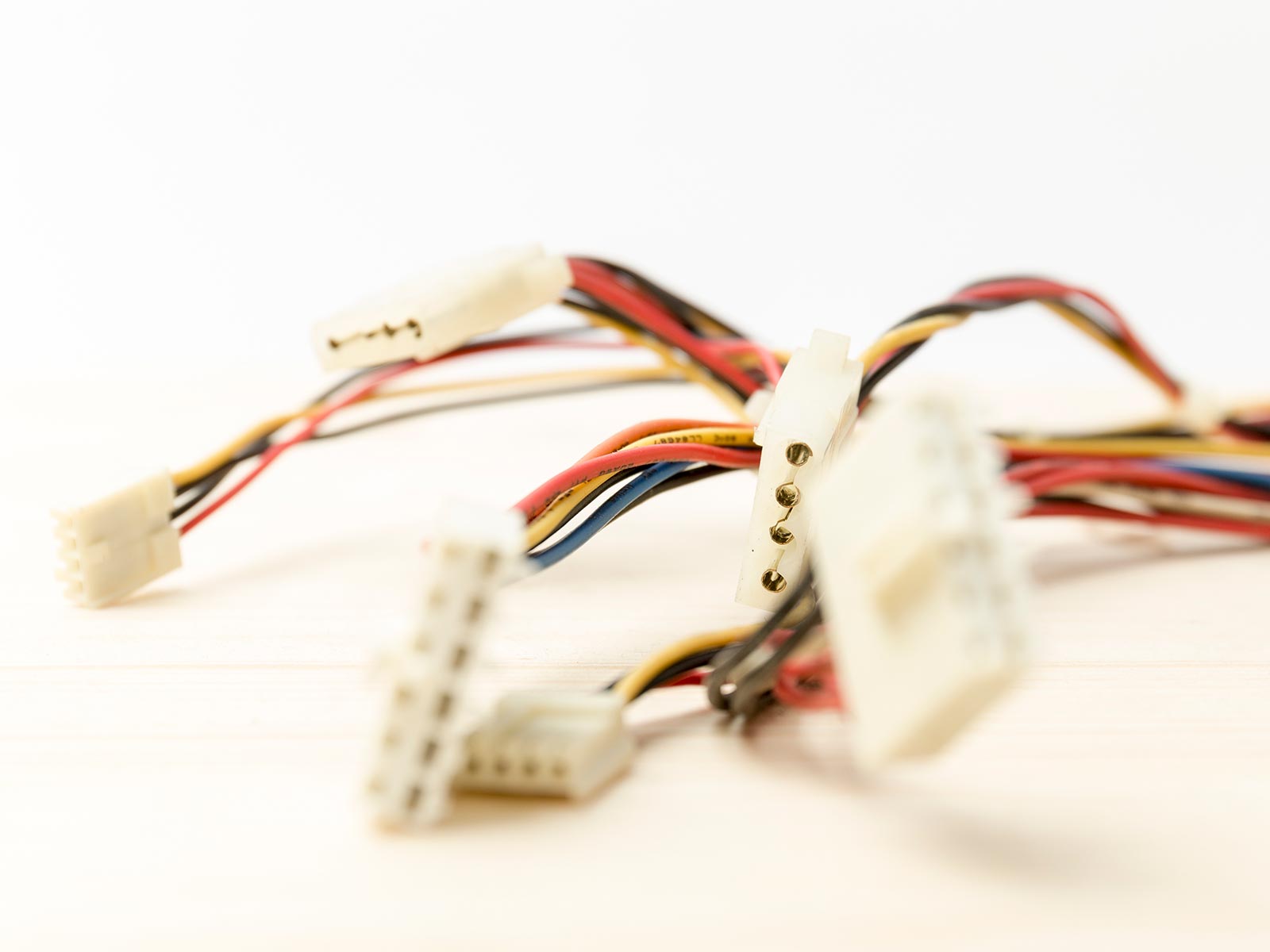 ワイヤーハーネス画像